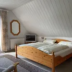 Apartment_Leni